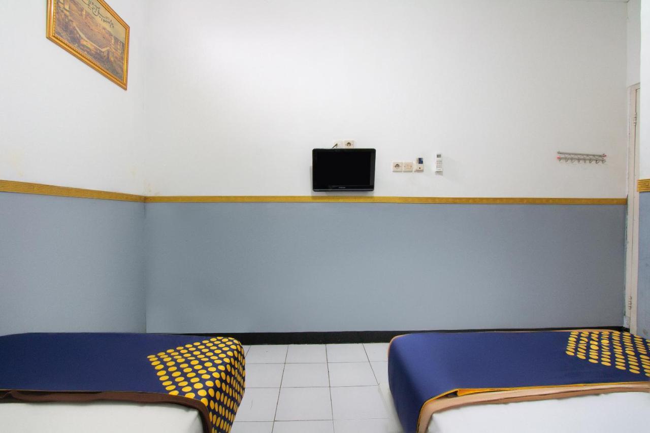 סידוארג'ו Spot On 2425 Salina Hotel Syariah מראה חיצוני תמונה