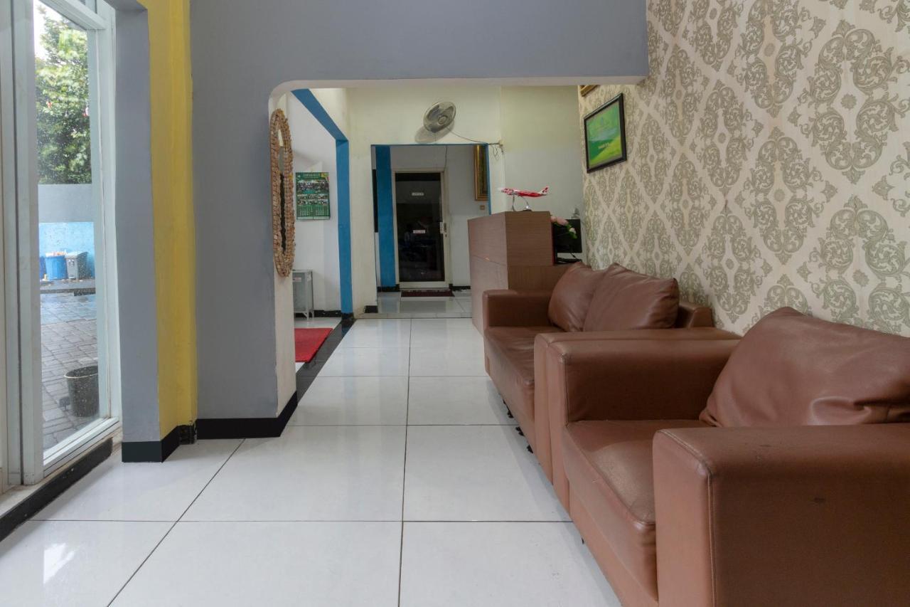 סידוארג'ו Spot On 2425 Salina Hotel Syariah מראה חיצוני תמונה