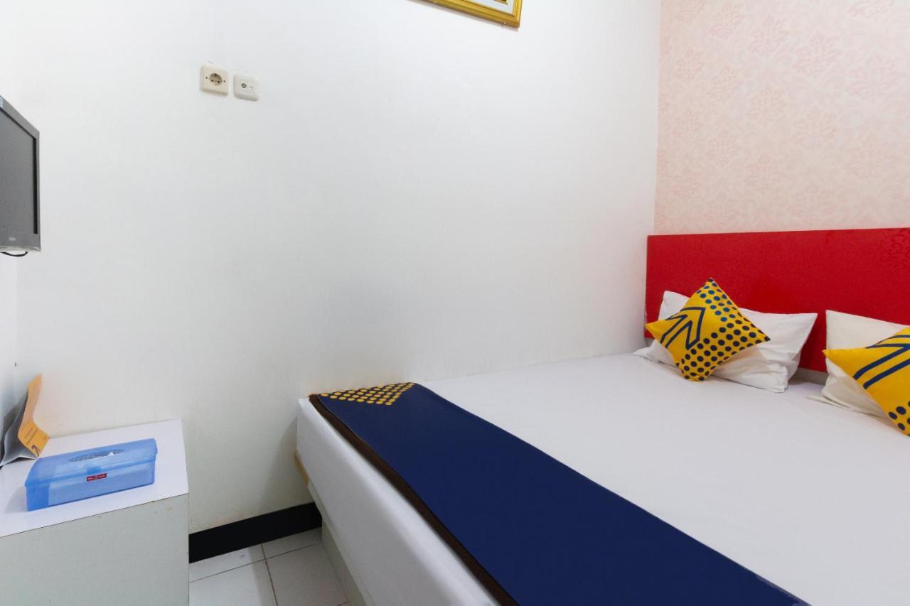 סידוארג'ו Spot On 2425 Salina Hotel Syariah מראה חיצוני תמונה